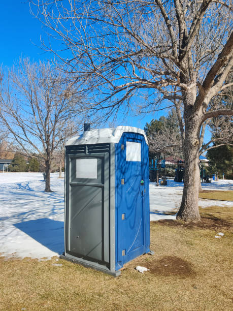 Best Standard Portable Toilet Rental in Pinehurst, ID